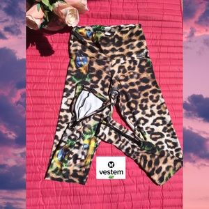 Leggings from Brazil by Vestem